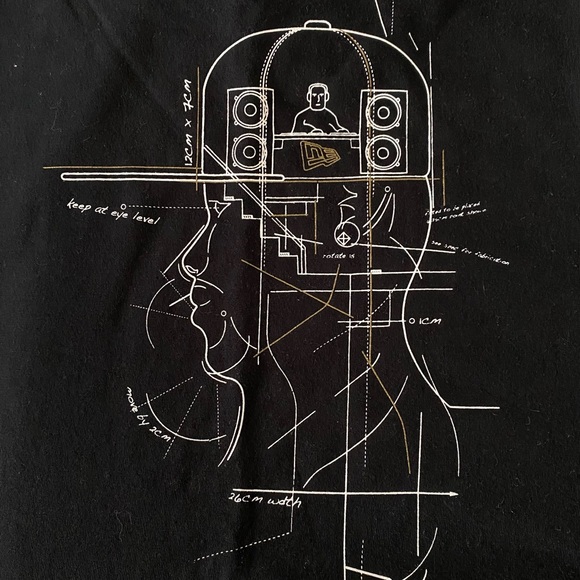 NWT Vintage New Era black cotton graphic T Shirt - Picture 3 of 7